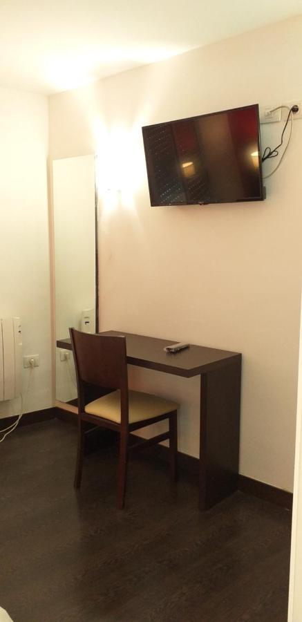 Hostal Meson De Paco Cariñena Exteriör bild